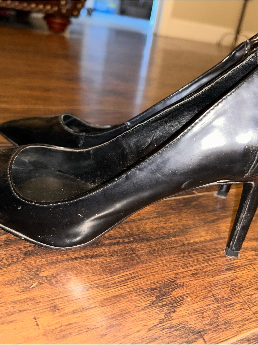 Steve Madden Classic Black Patent Pointed-Toe Women's Pumps